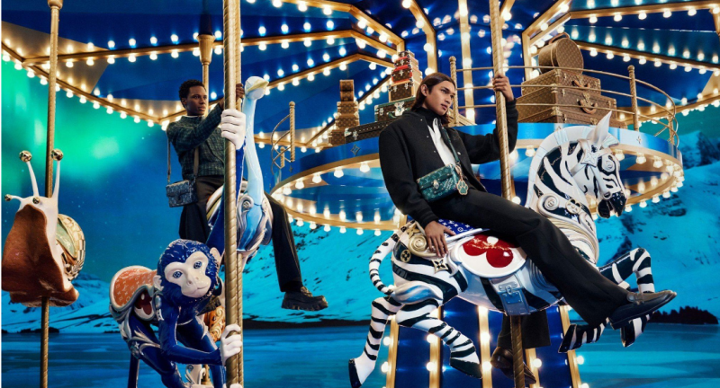 Louis Vuitton Holiday 2024: Tỏa Sáng Cùng Vòng Quay Thời Trang
